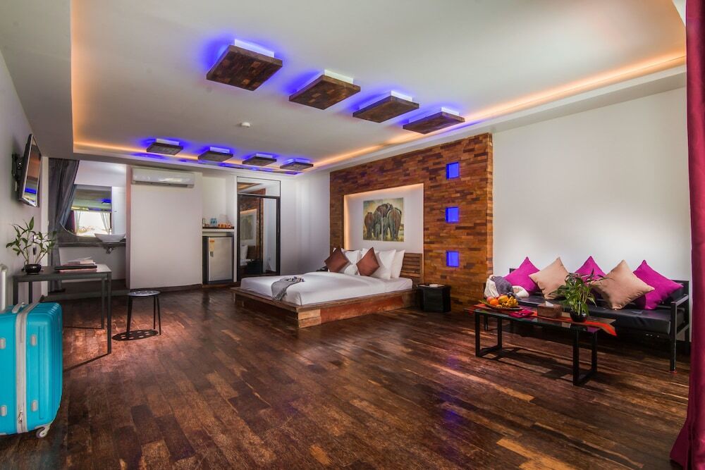 Elysium Suite Siem Reap Dış mekan fotoğraf